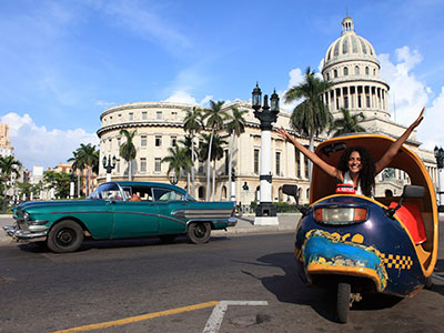 Motocyclette originale à la Havane à Cuba